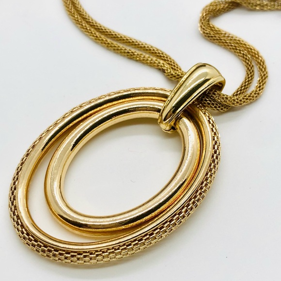 Vintage Gold Mesh Double Pendant Necklace - Picture 4 of 10